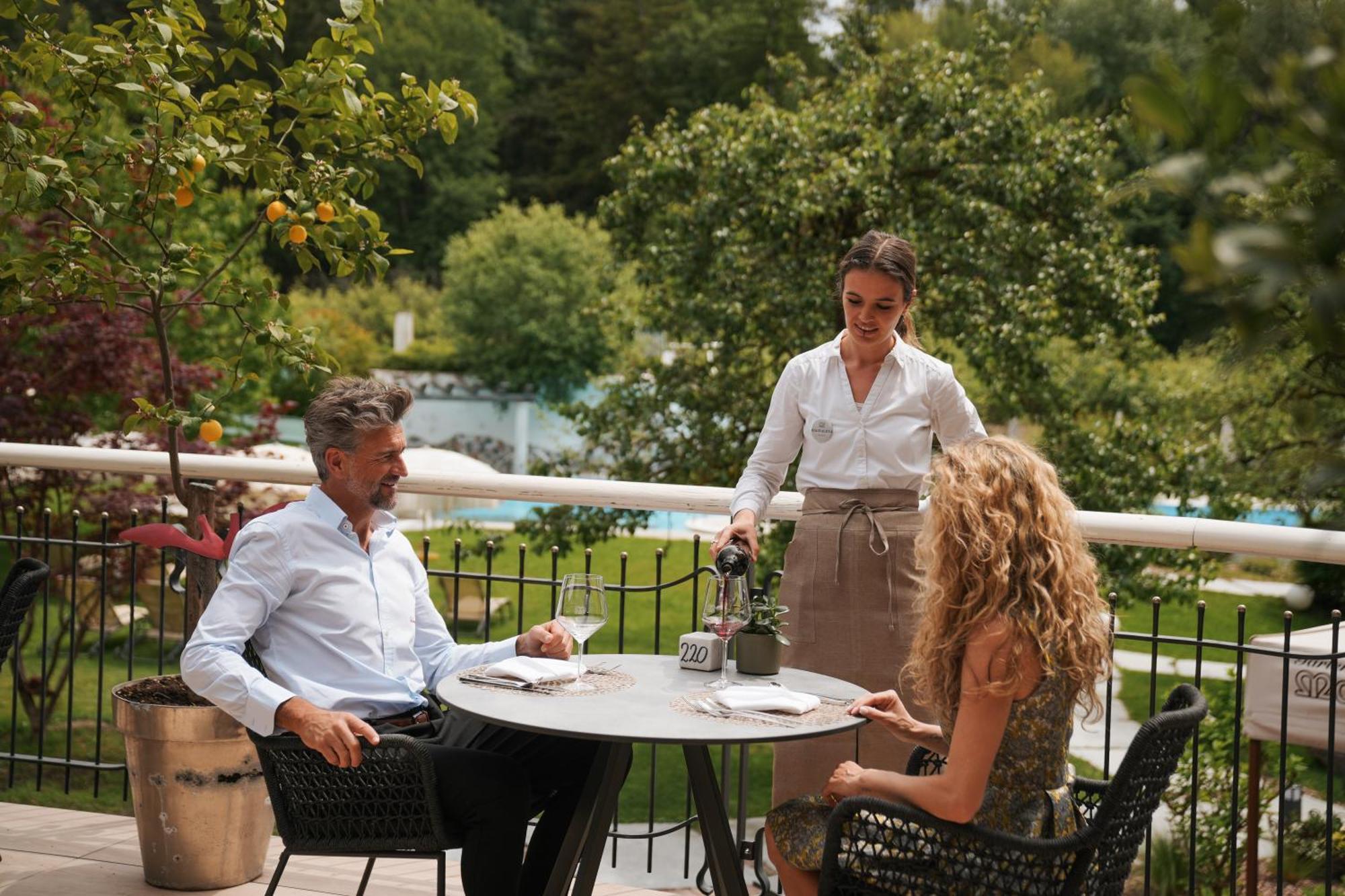 Gartenhotel Moser Appiano Sulla Strada Del Vino Ngoại thất bức ảnh