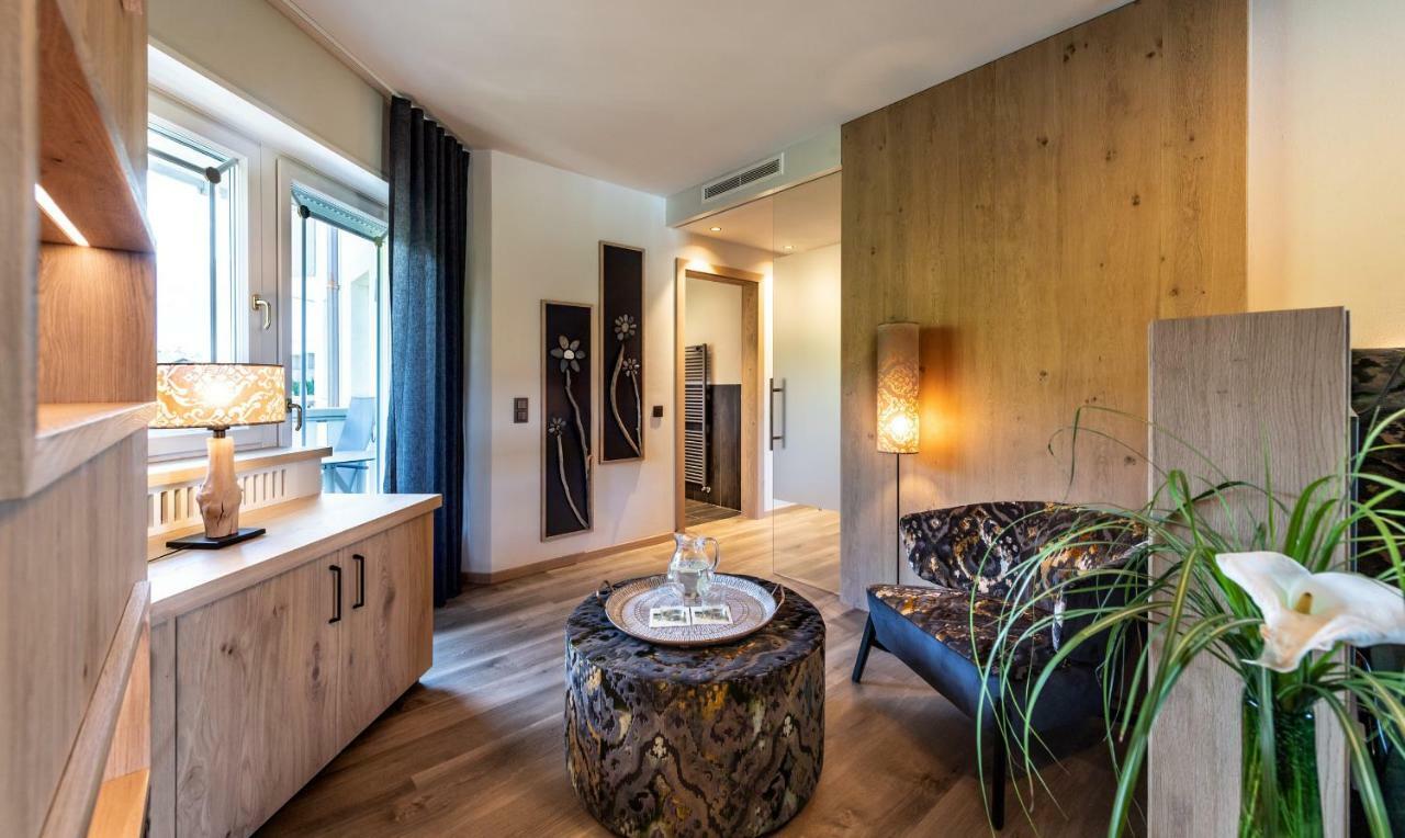 Gartenhotel Moser Appiano Sulla Strada Del Vino Ngoại thất bức ảnh